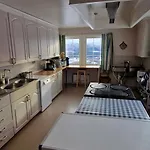 Haugen Gard Holiday home *